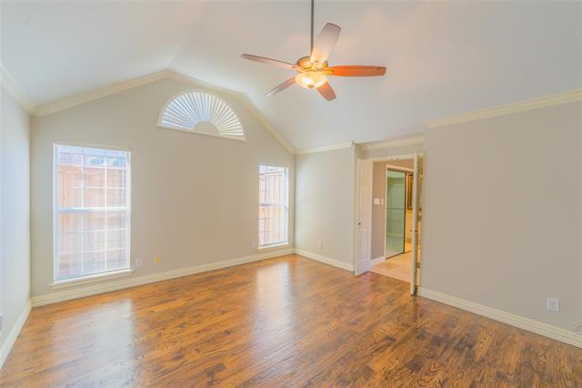 Building Photo - 3913 Overlake Dr