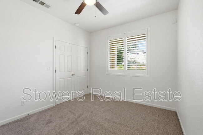 Building Photo - 651 N Andalusia Way