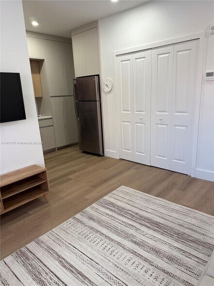 Building Photo - 1619 Jefferson Ave