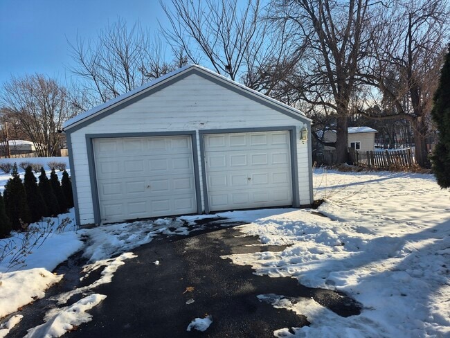 Building Photo - 429 South St