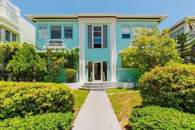 Building Photo - 1555 Pennsylvania Ave