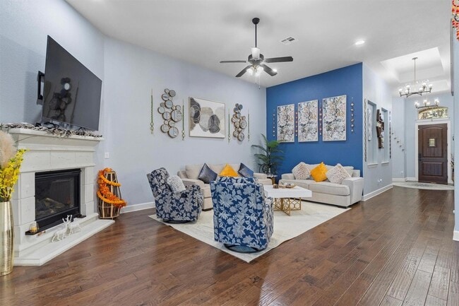 Building Photo - 3367 Vasquez Pl