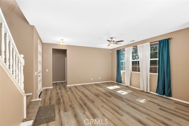 Building Photo - 40485 Amesbury Ln