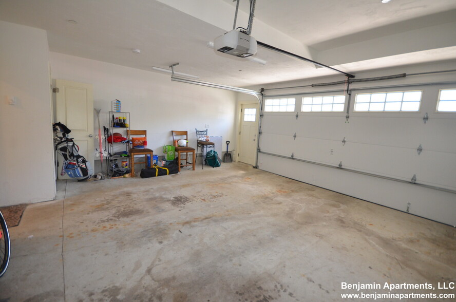 Building Photo - 143 Tremont St
