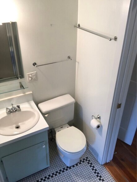 Bathroom 2 - 273 Brackett St