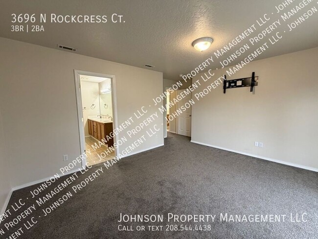 Building Photo - 3696 N Rockcress Ct