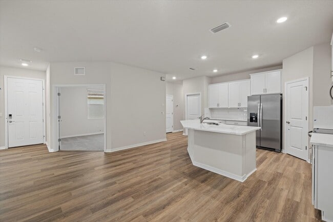 Building Photo - 642 157th Ct E