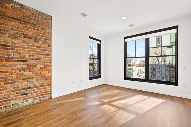 Building Photo - 57 N St NW