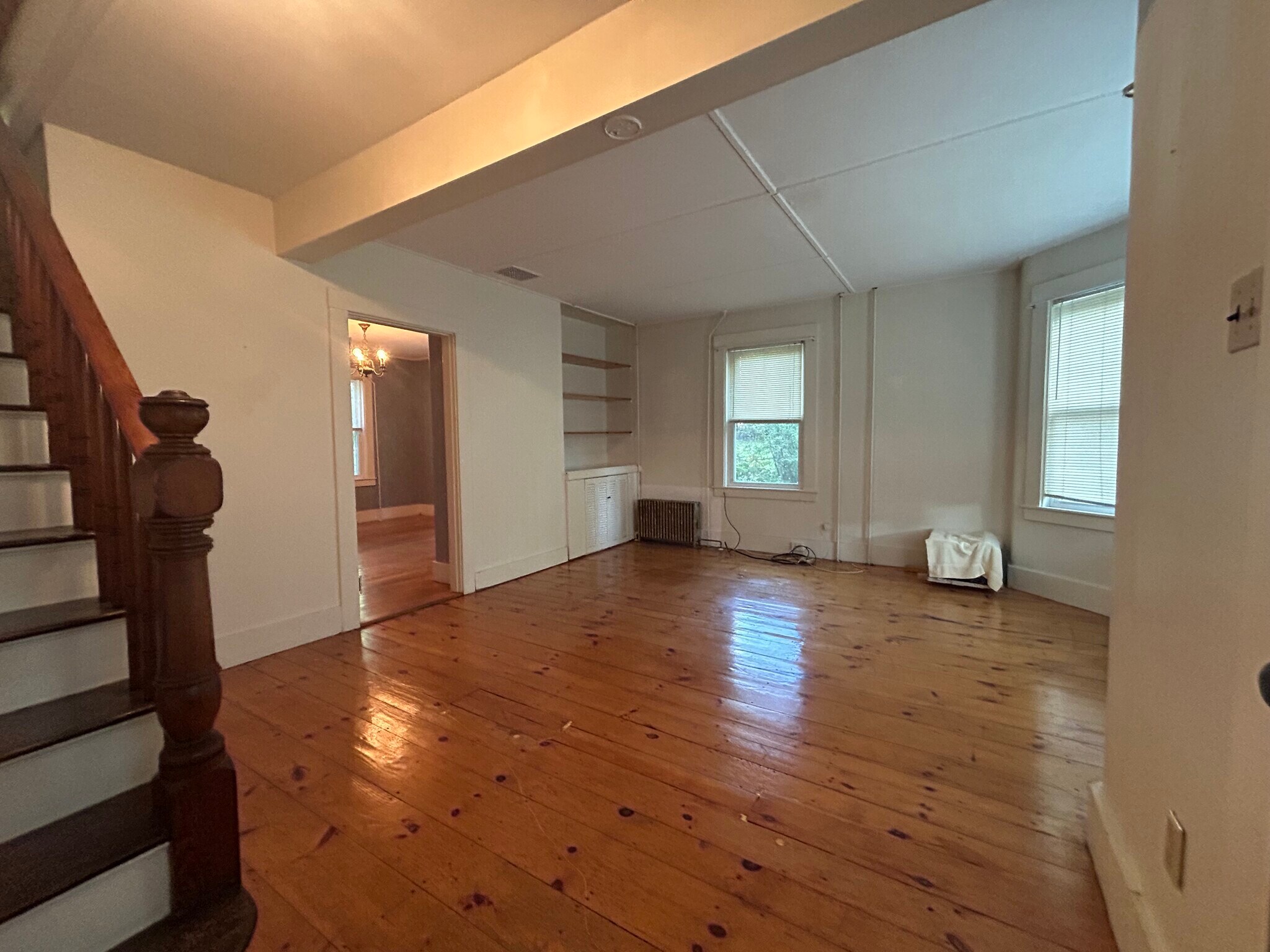 Building Photo - 30 Goldsmith St