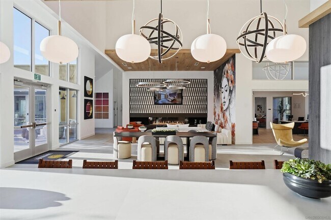 Building Photo - 6030 Moonglow Dr