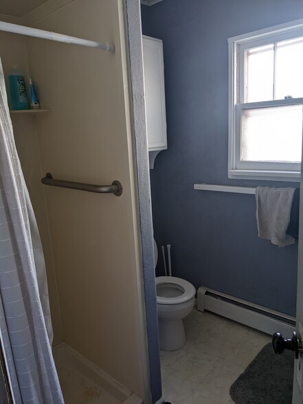 Building Photo - 425 N 17th St