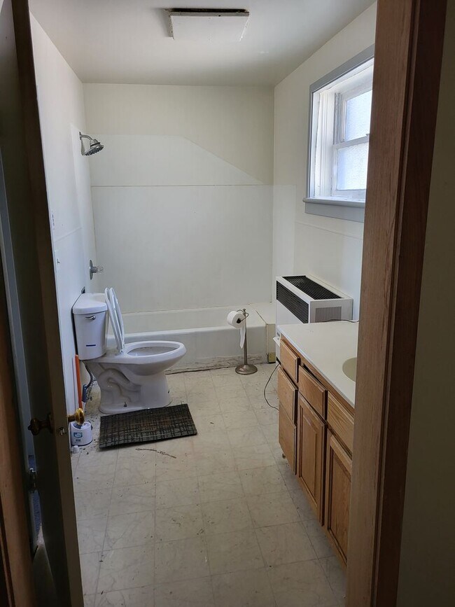 Building Photo - 210 N Elden St