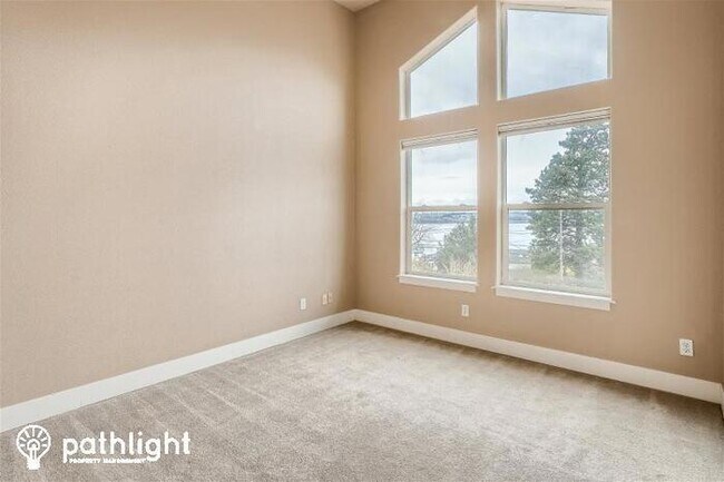 Building Photo - 6521 Eastside Drive Northeast, Tacoma, WA,...