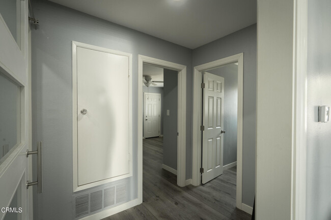 Building Photo - 851 Ivywood Dr