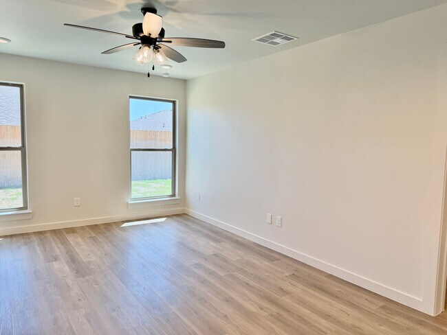 Building Photo - Gorgeous Brand New Build 4/2/2 in Coveted Wolfforth Neighborhood!