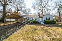 Building Photo - 1617 7th St SE