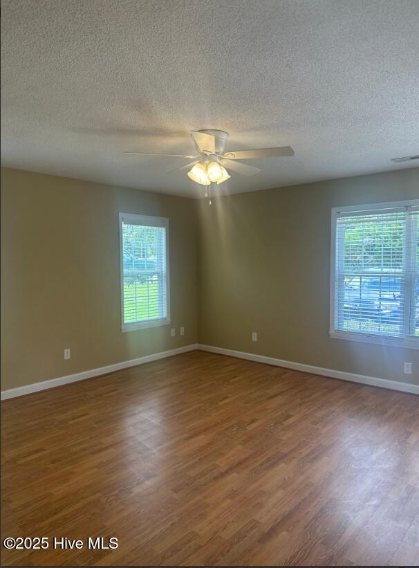 Building Photo - 115 Tillett Ln