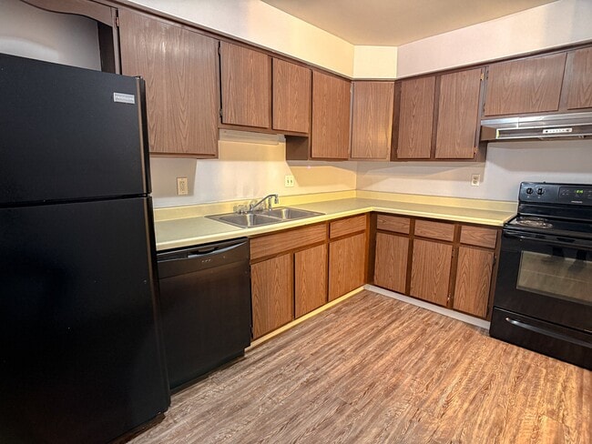 Kitchen - Waverly Flatz