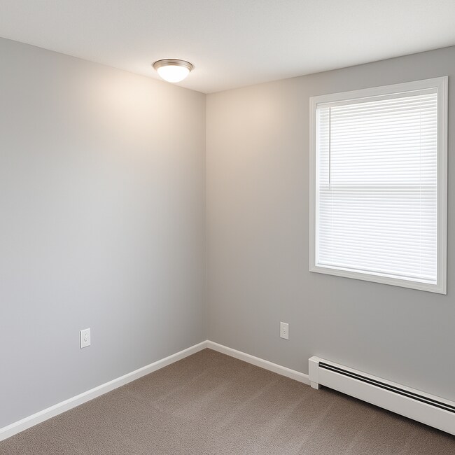 Building Photo - COME APPLY TODAY! Affordable Des Moines Li...