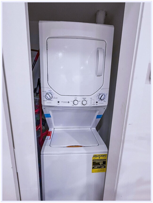 Building Photo - 1427 Germantown Ave