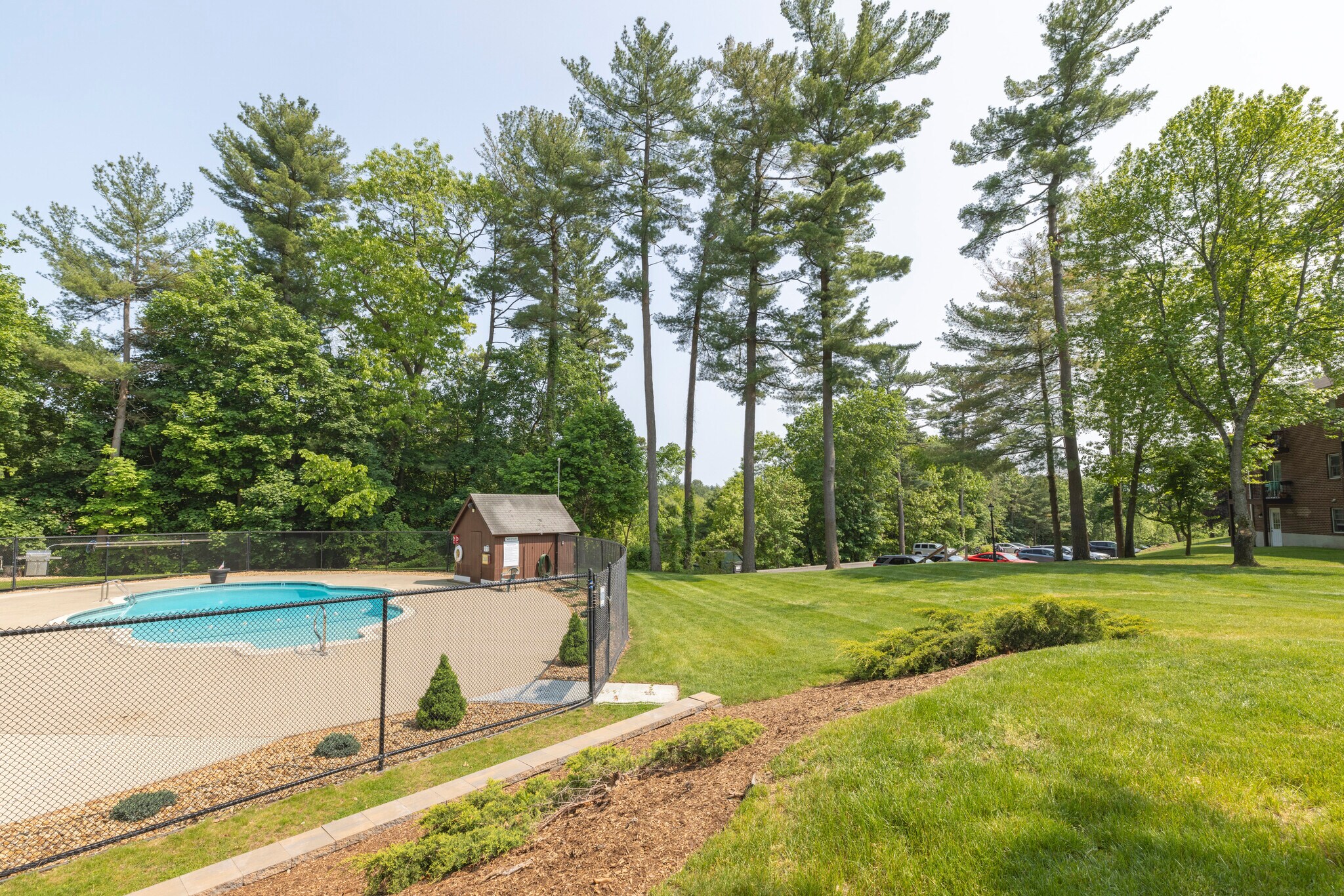 Building Photo - 205 Great Rd