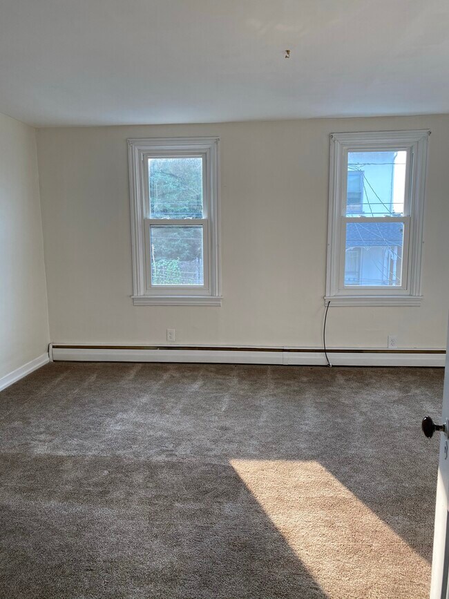 Bedroom - 176 Ridge St