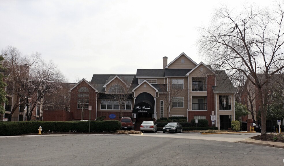 Building Photo - 3313 Wyndham Cir
