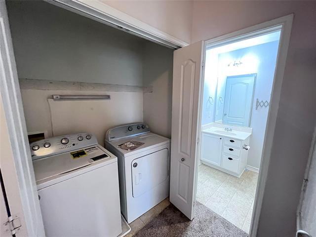 Building Photo - 5895 Clearwater Ct