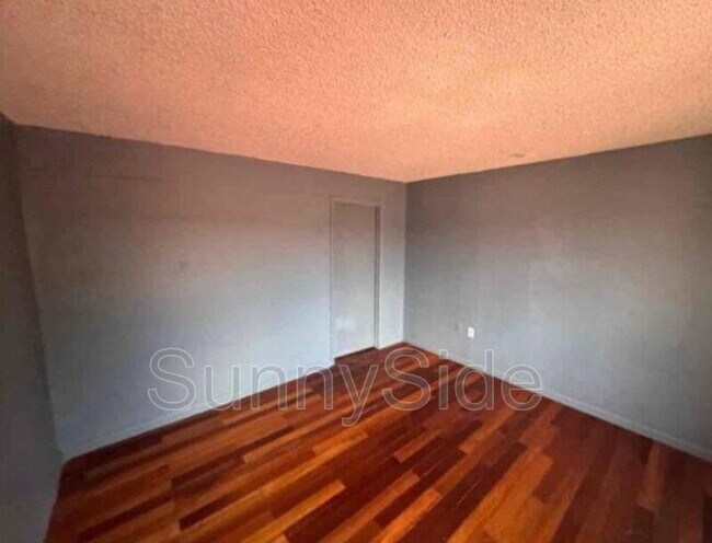 Building Photo - 8421 S Orange Blossom Trl