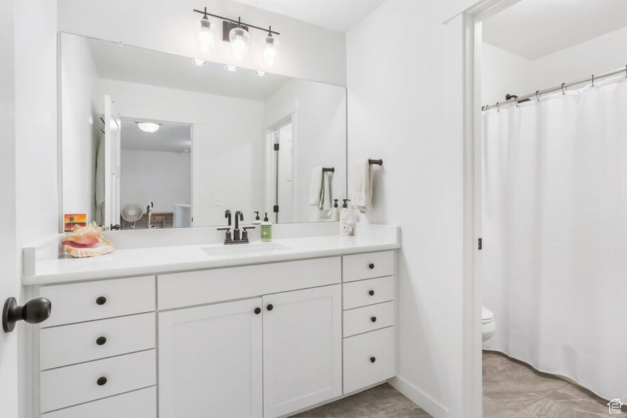 Building Photo - 5176 N Marble Fox Way