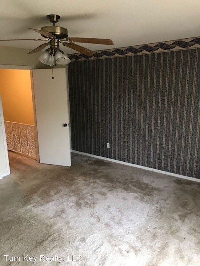 Building Photo - 177 Old Montgomery Hwy