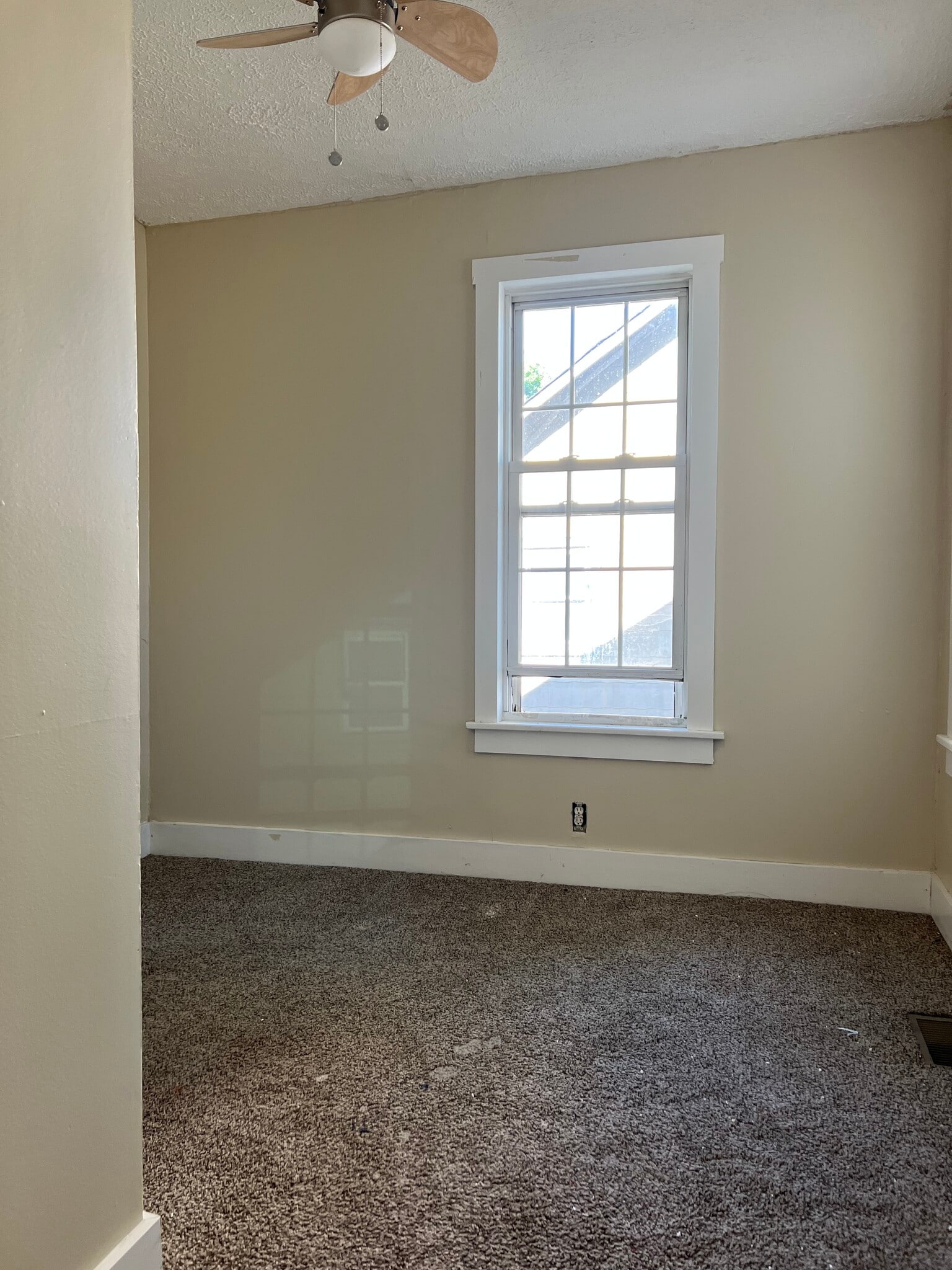 First level bedroom (small) - 55 W Columbus St