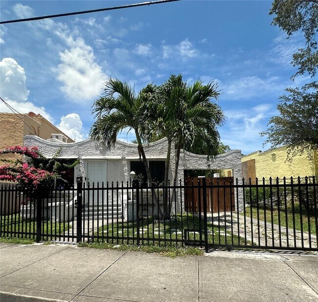 Building Photo - 267 NW 33rd St