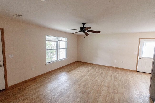 Building Photo - 1540 Florence Dr