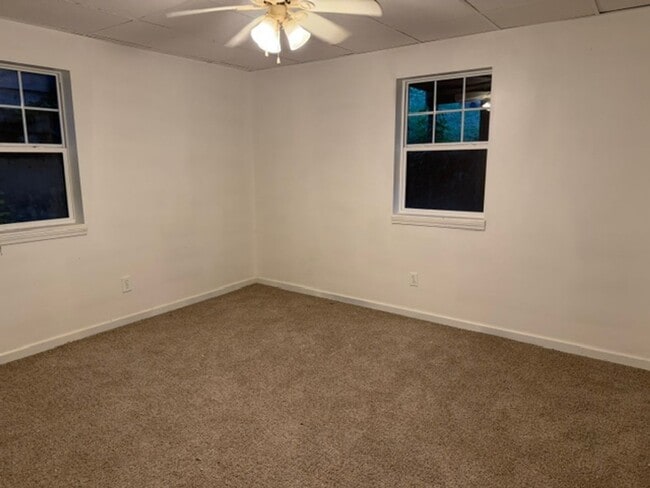 Building Photo - 507 Gaskill Ave