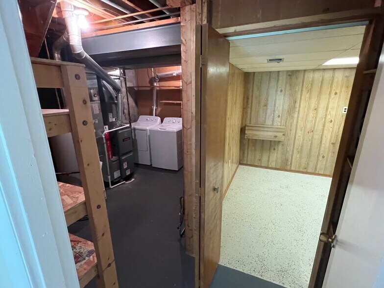 Building Photo - 792 Wheatland Cir