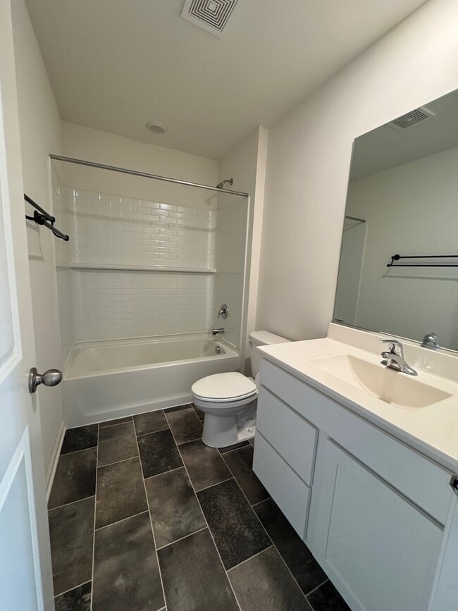 Building Photo - 2068 Canyon Creek Ct