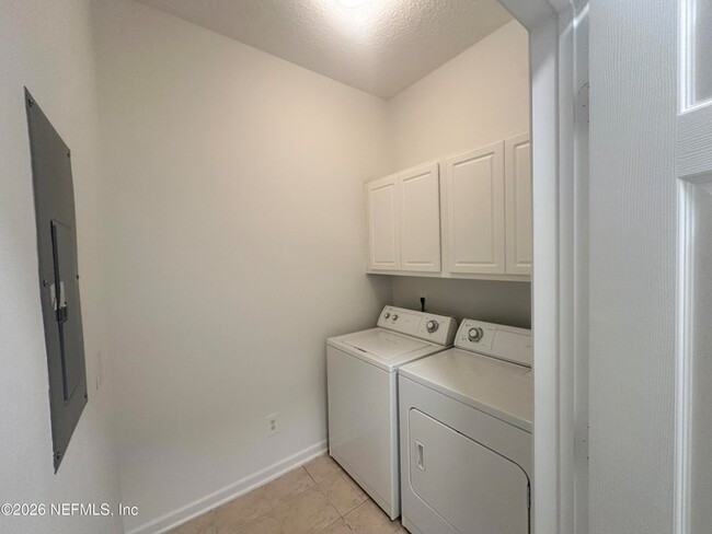 Building Photo - 8601 Beach Blvd