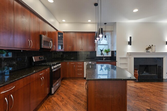 Building Photo - 4800 S St Lawrence Ave