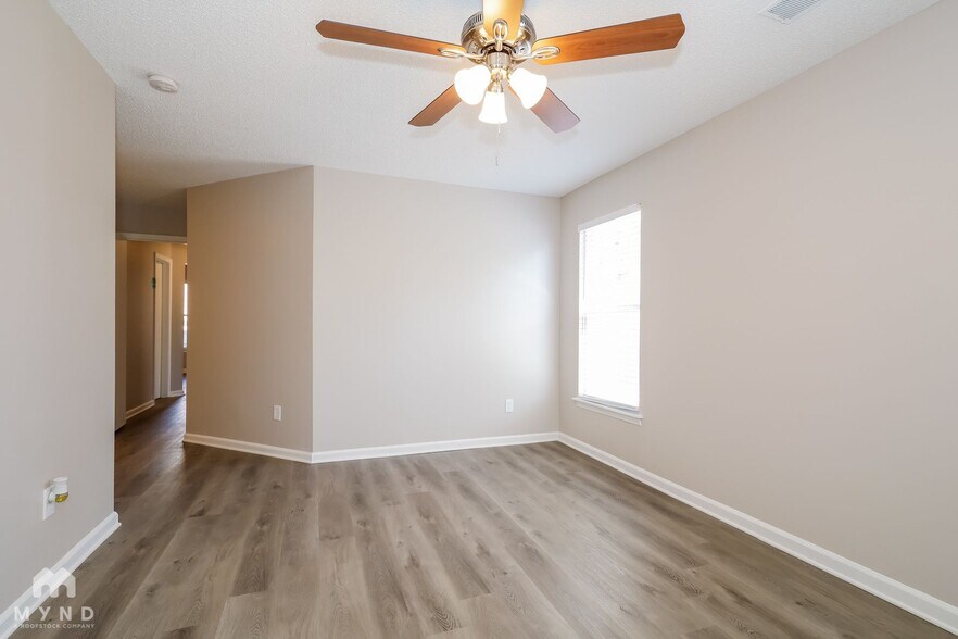Building Photo - 4920 Harri Ann Dr