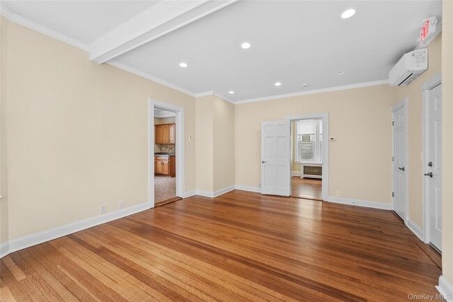 Building Photo - 81 N Washington St