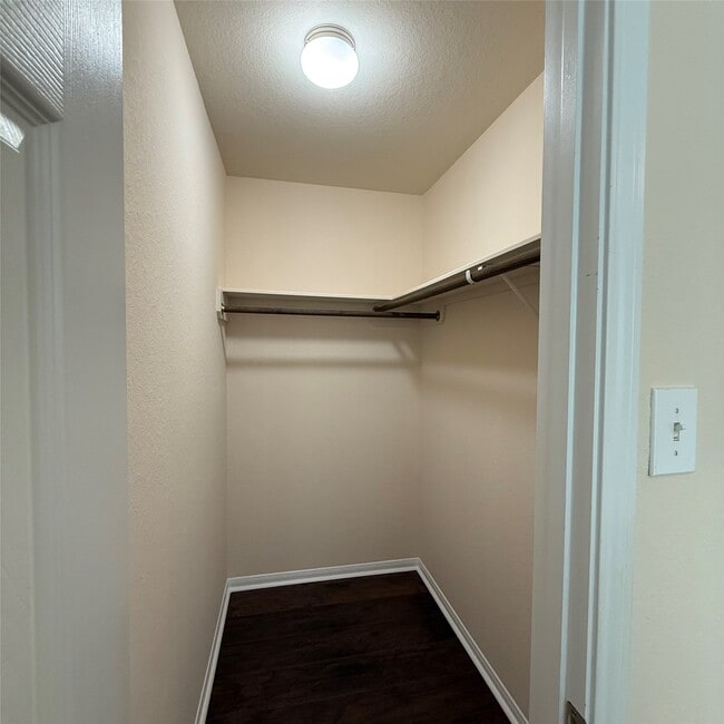 Building Photo - 4223 Brightridge Ct