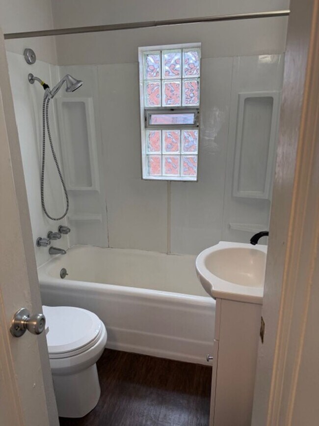 Building Photo - Beautiful Home for Rent