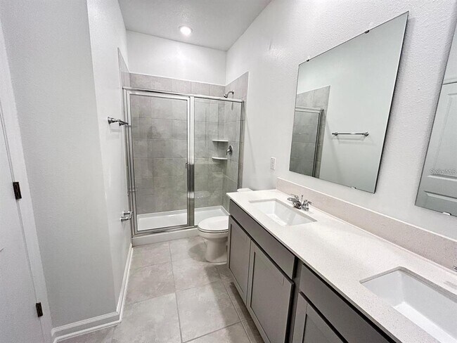 Building Photo - 305 Loch Ct