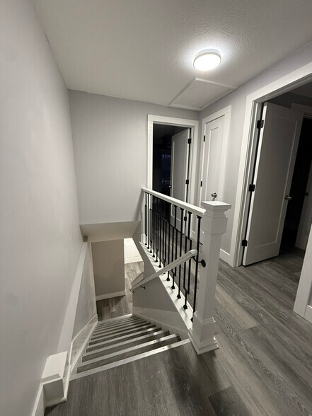 Building Photo - 3974 Lake Run Blvd