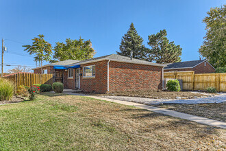 Building Photo - Glencoe Duplex -1 Br