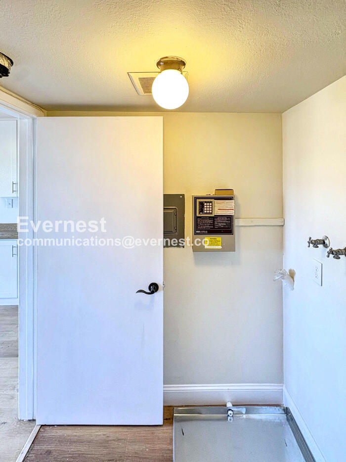 Building Photo - 3766 Callan Blvd