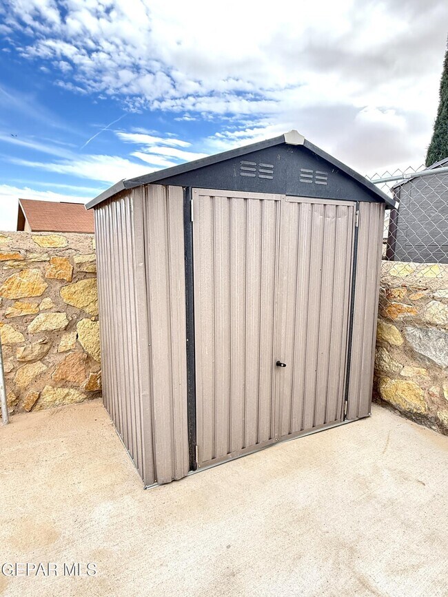 Building Photo - 11952 Mesquite Miel Dr