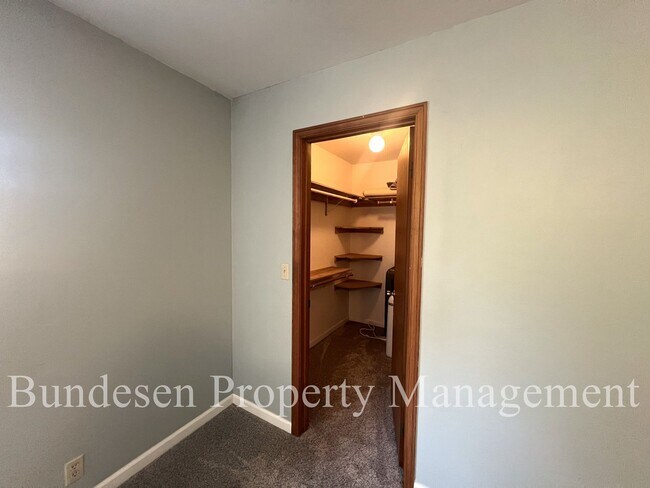 Building Photo - 6030 Fredricks Rd