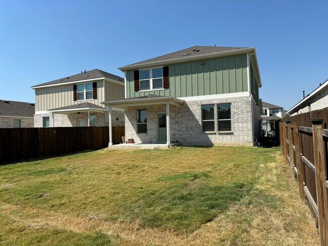 Building Photo - 108 Bennington Dr